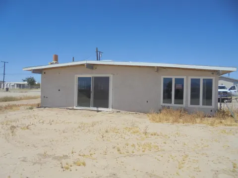 1536 Riviera Drive