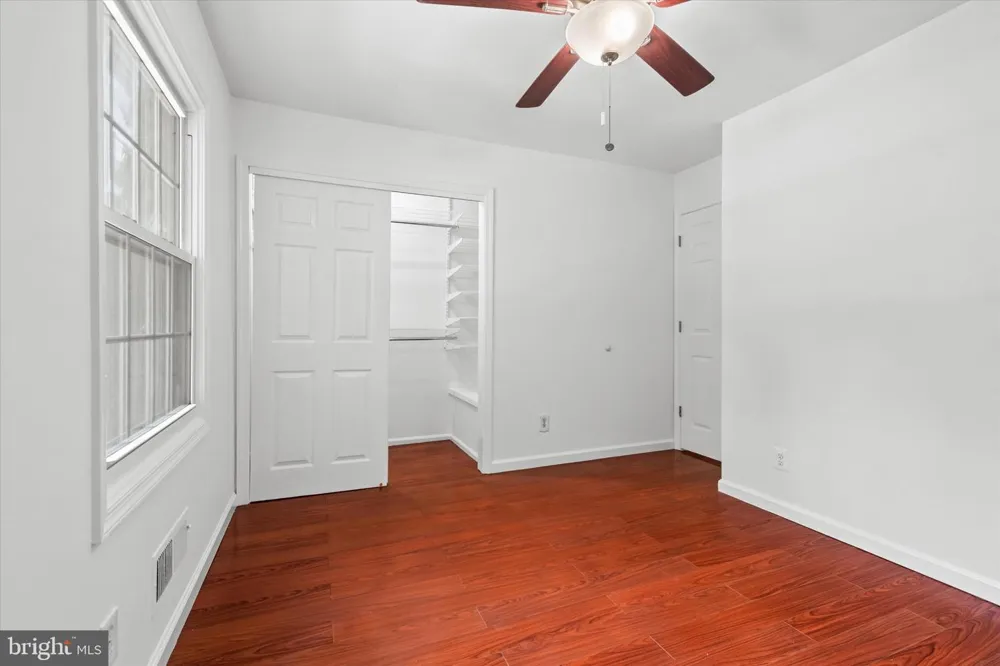 8123 KINGSWAY COURT #268 Springfield, VA 22152