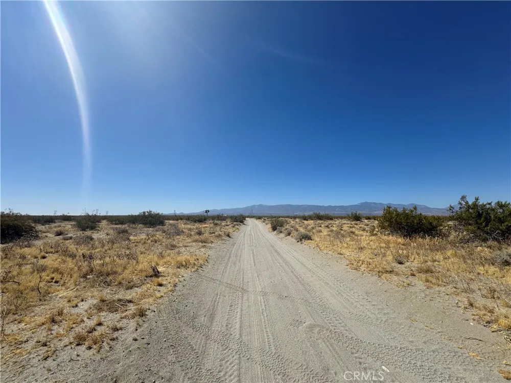 VL-3131171040000 Phelan, CA 92371
