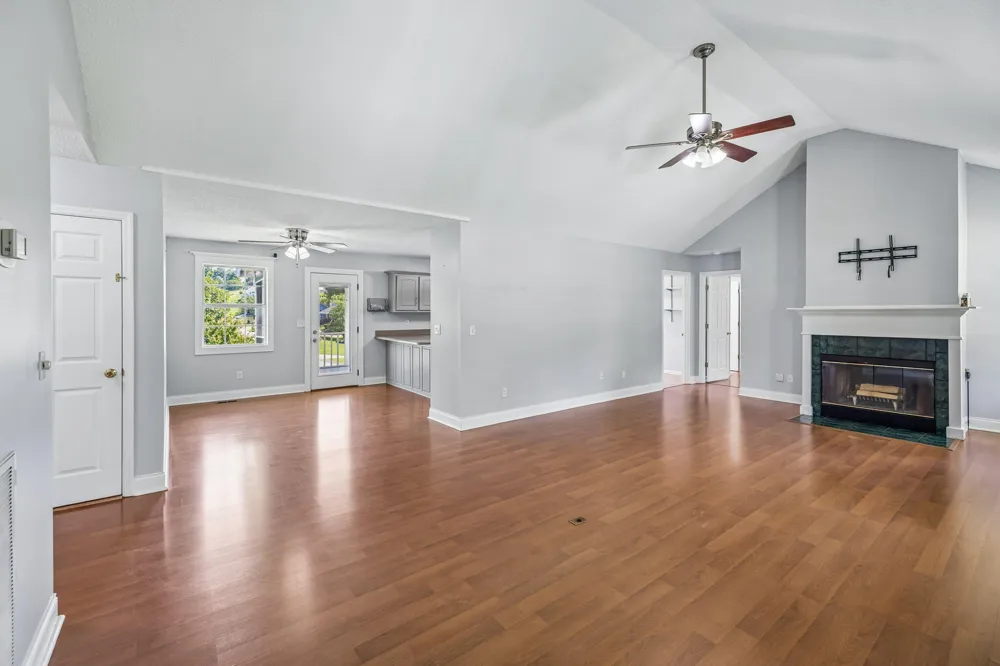 6403 Olde Ferry Landing Harrison, TN 37341