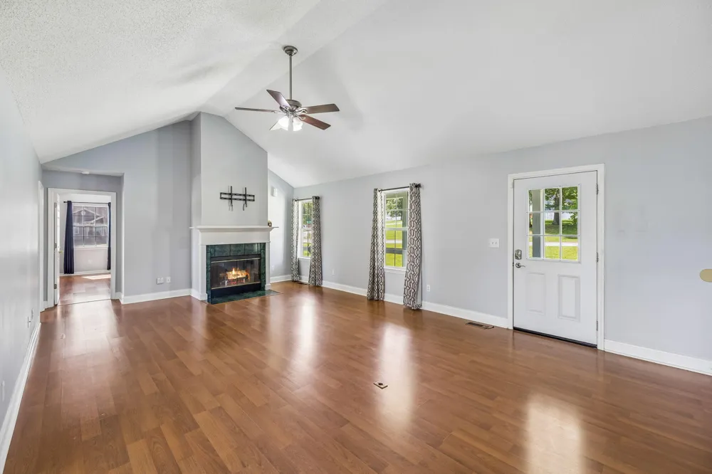6403 Olde Ferry Landing Harrison, TN 37341