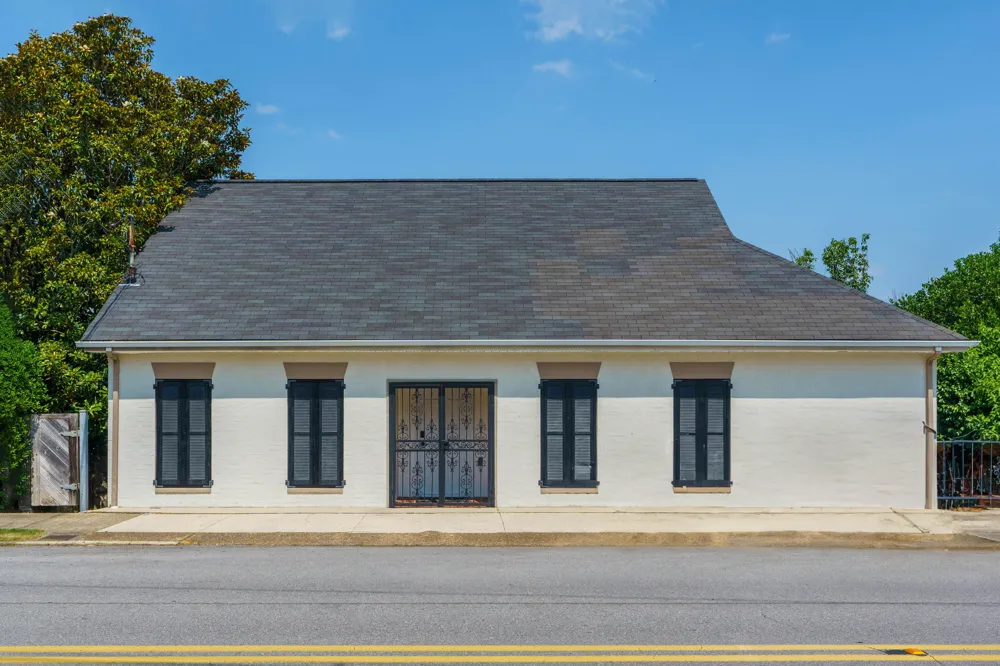 1003 E Brow Road Lookout Mountain, TN 37350