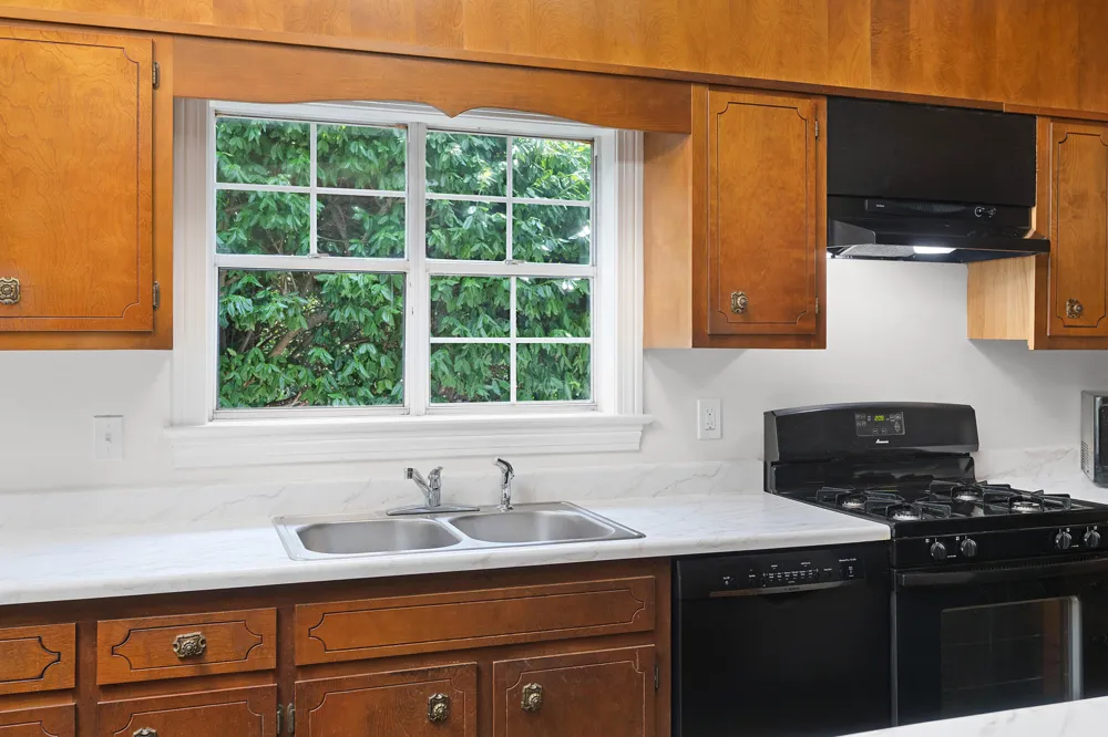 1003 E Brow Road Lookout Mountain, TN 37350