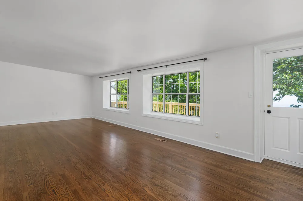 1003 E Brow Road Lookout Mountain, TN 37350