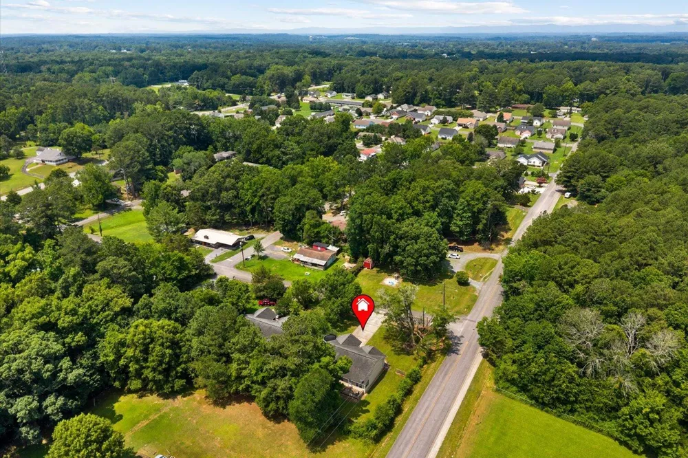 132 9th Avenue Chatsworth, GA 30705