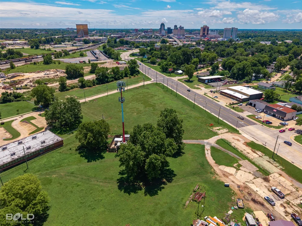 1280 E Texas Street Bossier City, LA 71111