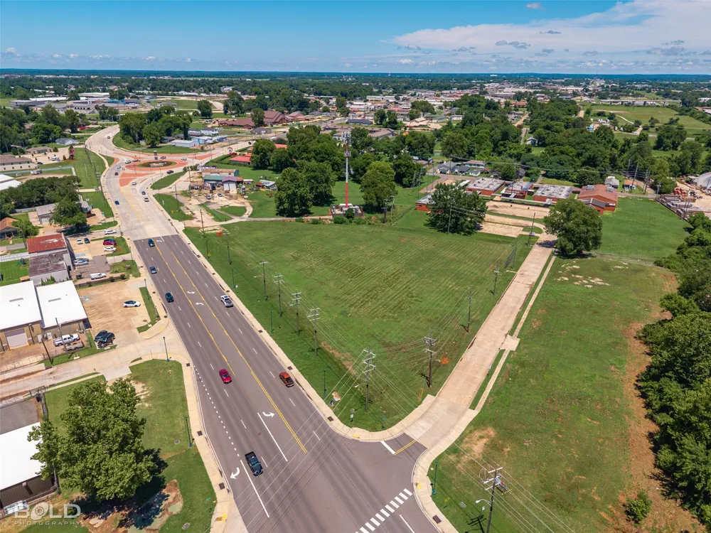 1280 E Texas Street Bossier City, LA 71111