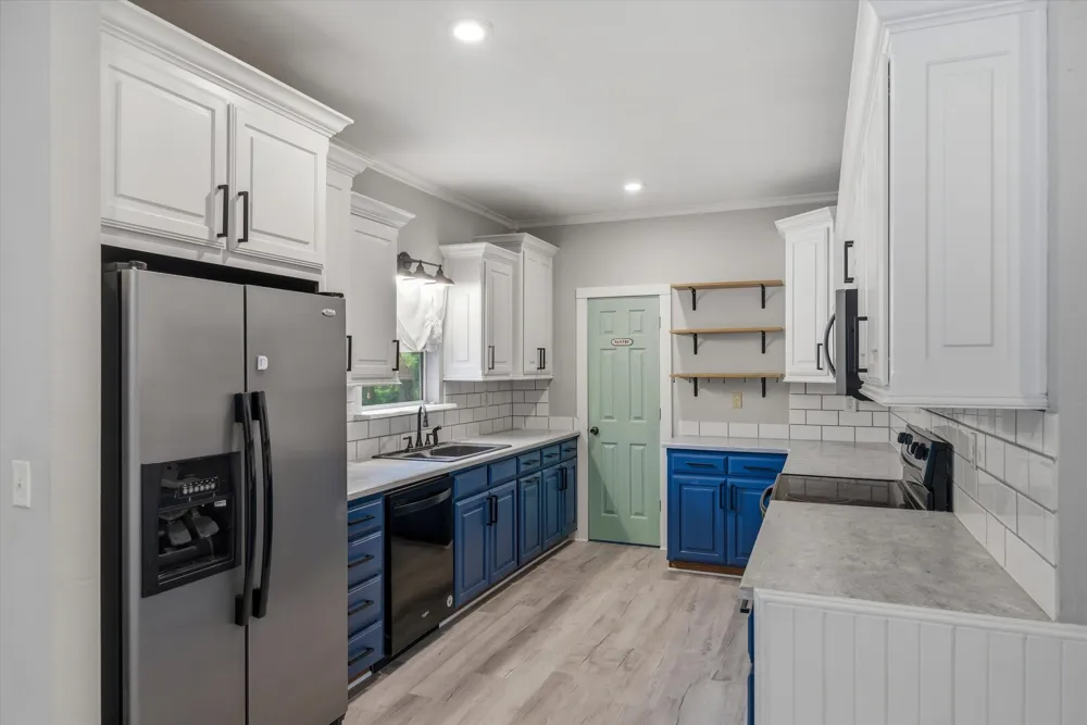 14227 County Road 438 Lindale, TX 75771