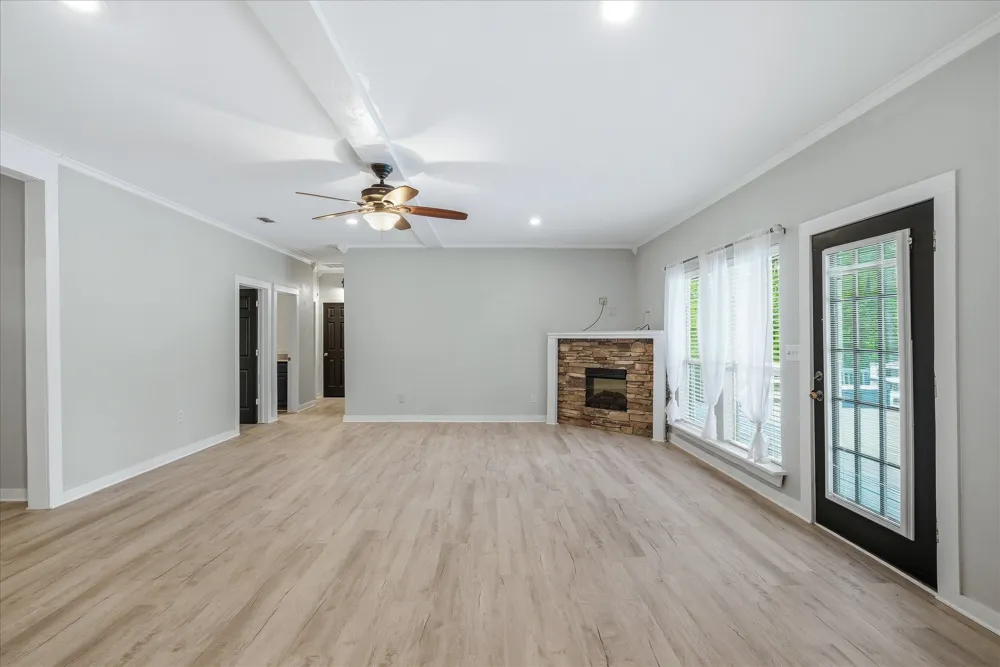 14227 County Road 438 Lindale, TX 75771