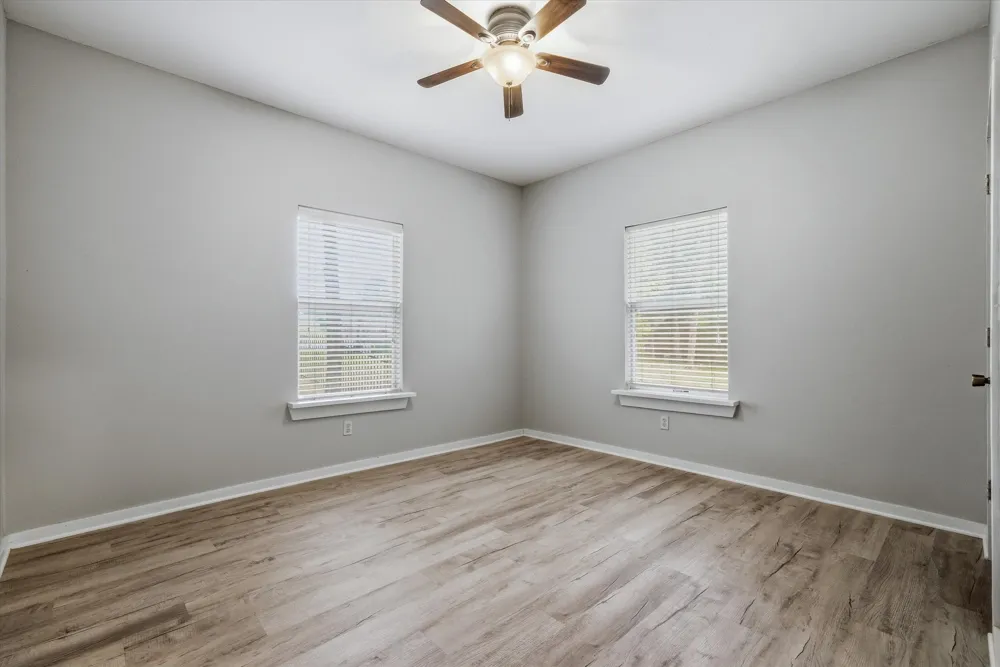 14227 County Road 438 Lindale, TX 75771