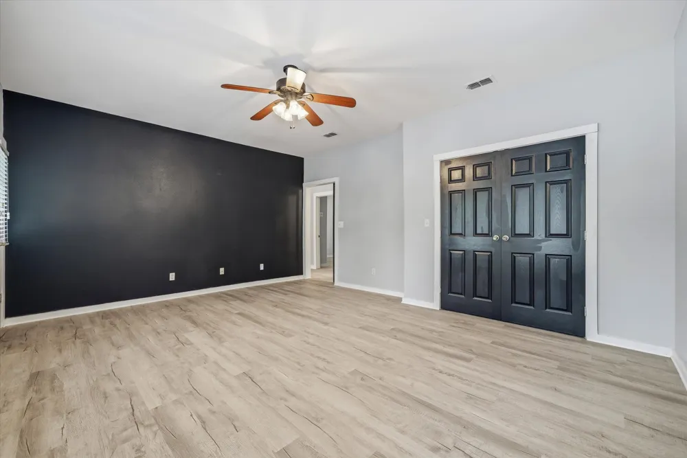 14227 County Road 438 Lindale, TX 75771