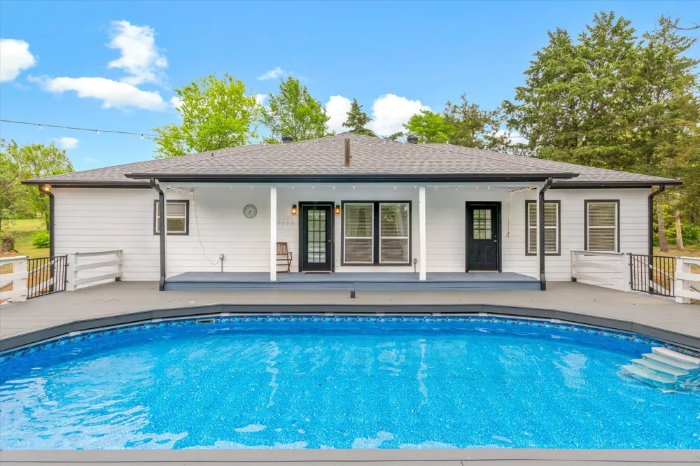 14227 County Road 438 Lindale, TX 75771