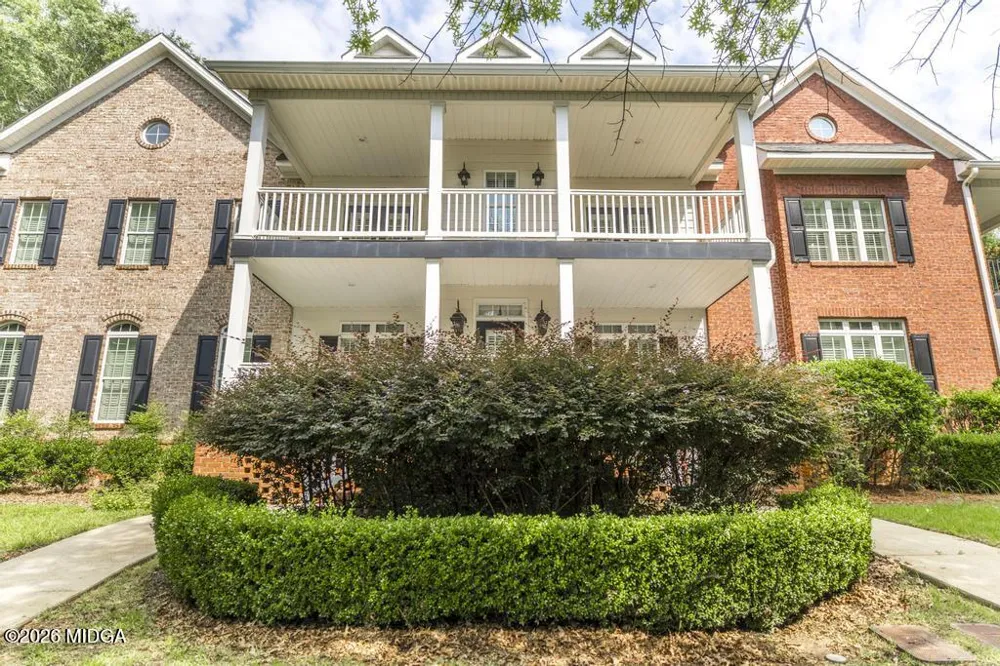 856 Tufthunter Macon, GA 31210