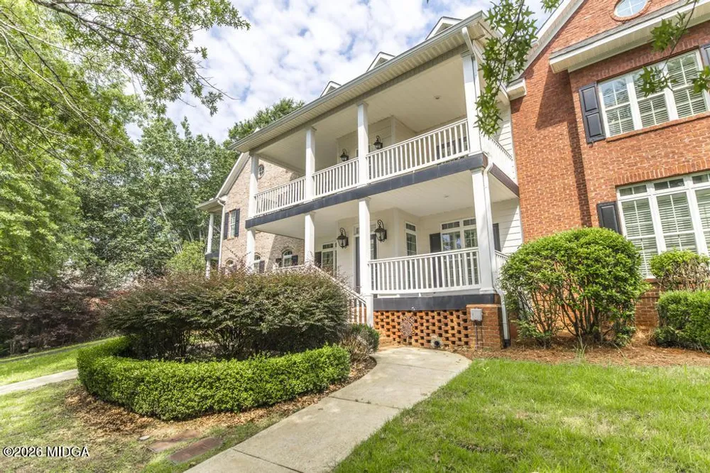 856 Tufthunter Macon, GA 31210