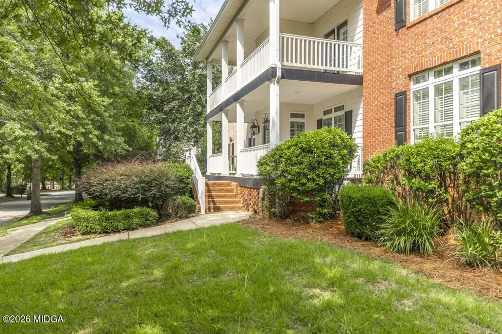 856 Tufthunter Macon, GA 31210