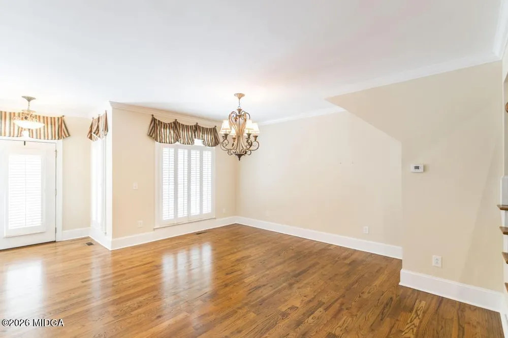856 Tufthunter Macon, GA 31210