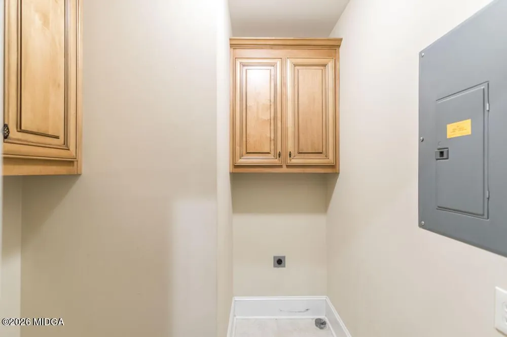 856 Tufthunter Macon, GA 31210