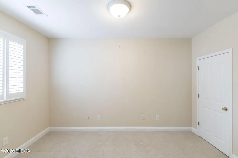 856 Tufthunter Macon, GA 31210