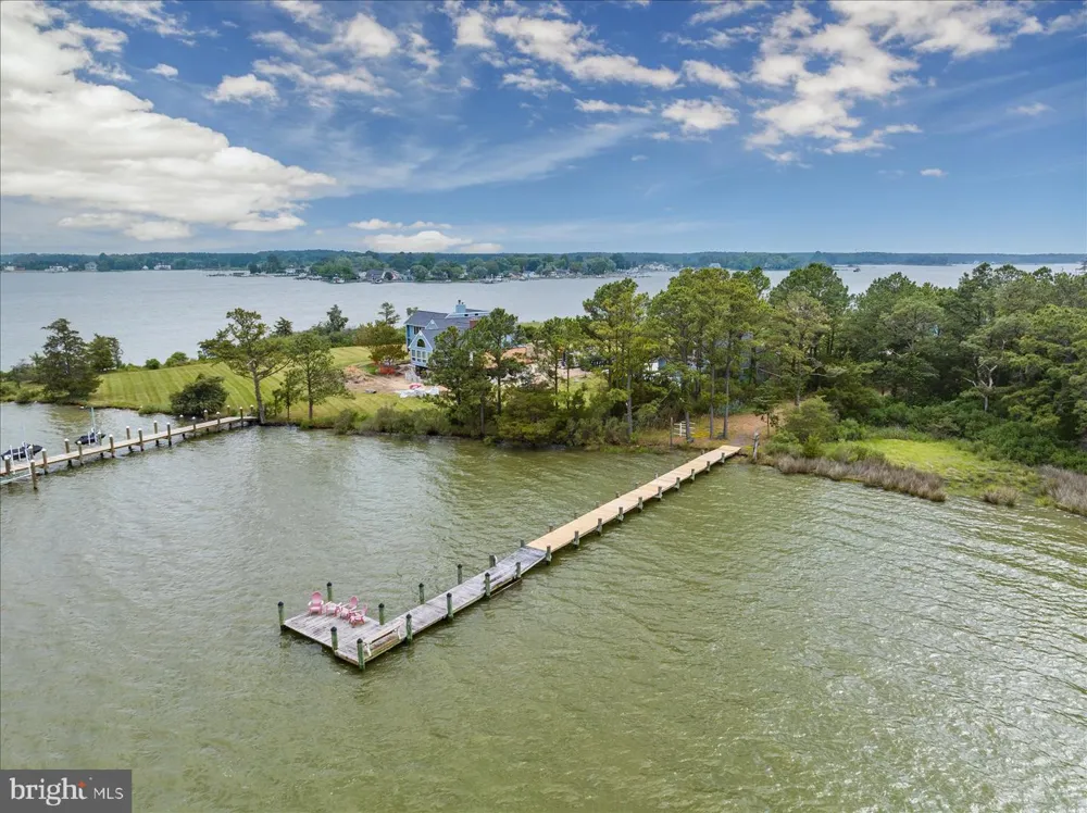 5229 HERON ROAD Cambridge, MD 21613