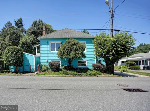 3 PARK DRIVE