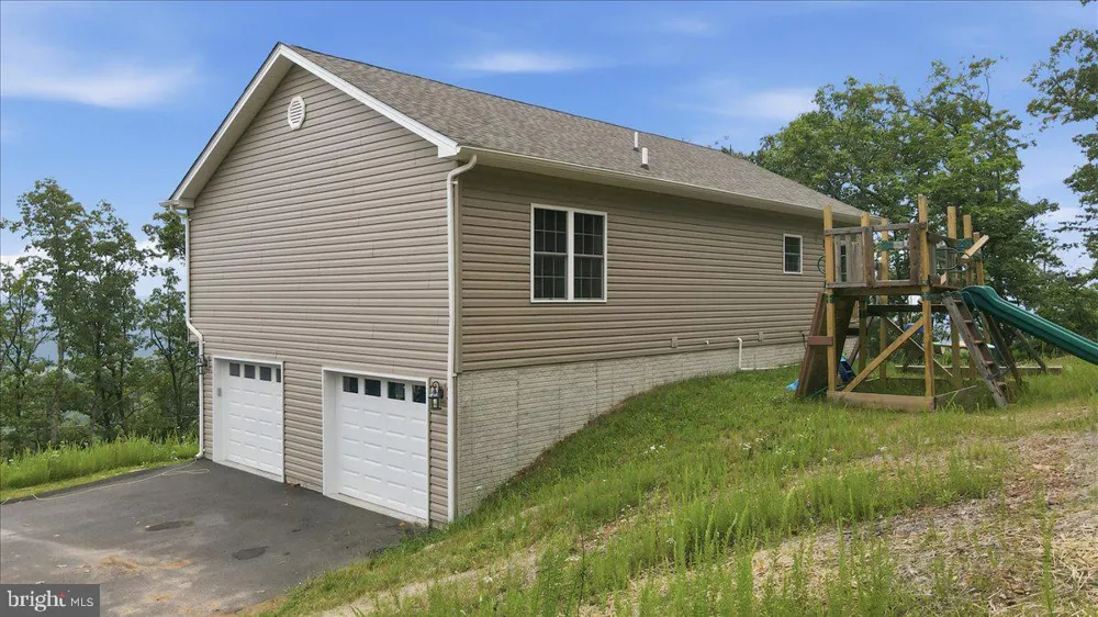 1617 TOMAHAWK TRAIL Winchester, VA 22602