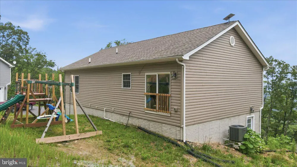 1617 TOMAHAWK TRAIL Winchester, VA 22602