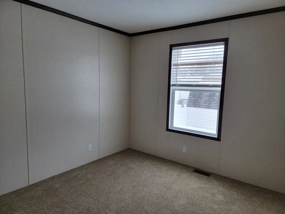 112 Sheppard Flushing, MI 48433