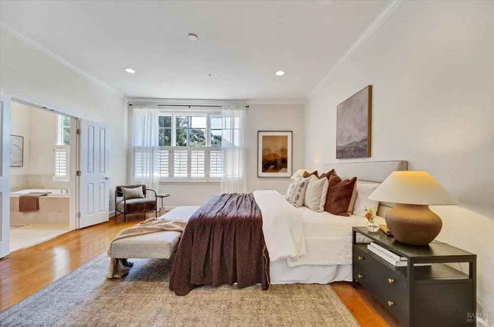 46 Ned's Way ##46 Tiburon, CA 94920