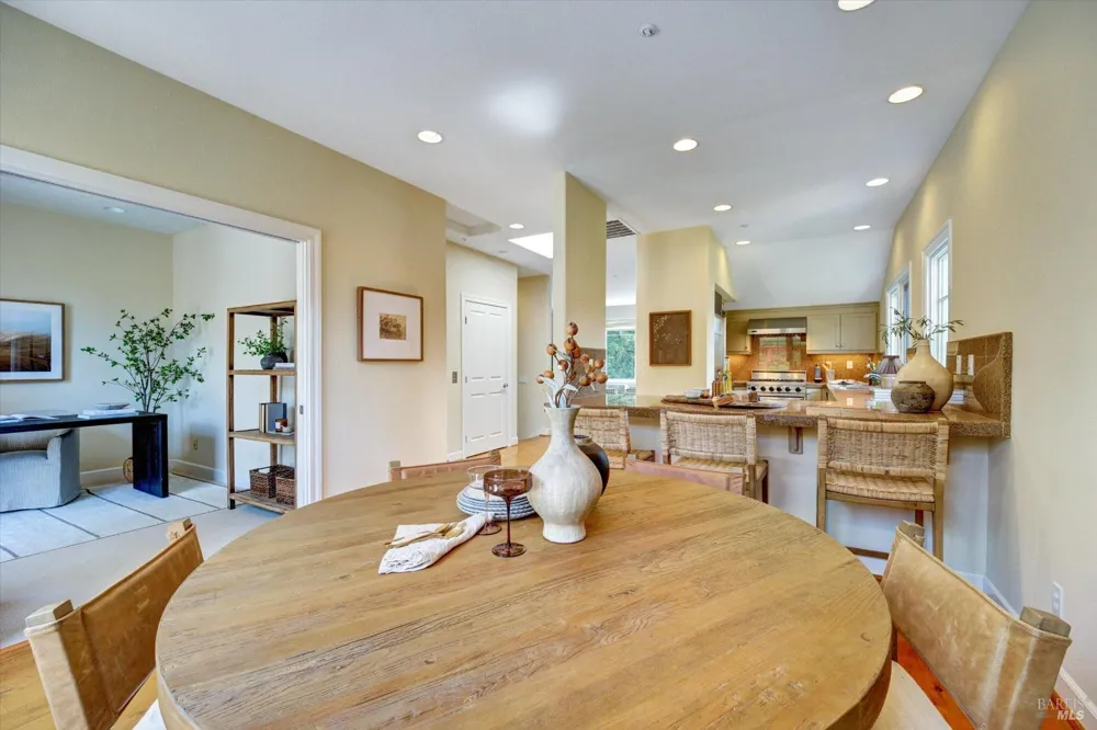 46 Ned's Way ##46 Tiburon, CA 94920