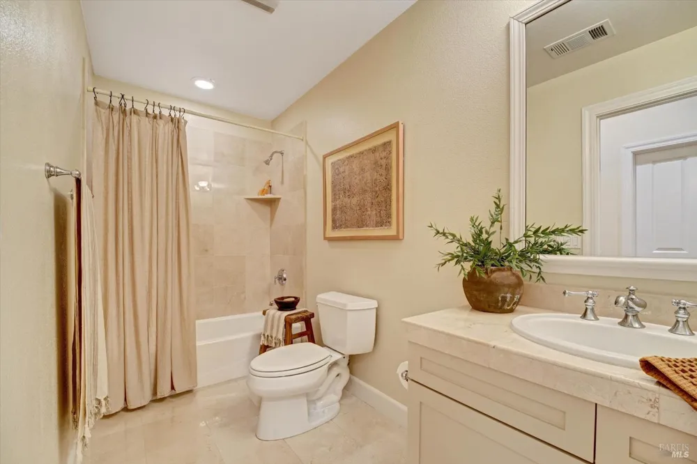 46 Ned's Way ##46 Tiburon, CA 94920