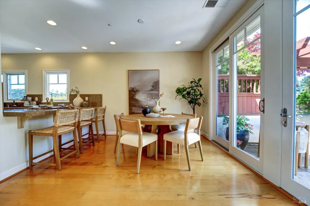 46 Ned's Way ##46 Tiburon, CA 94920