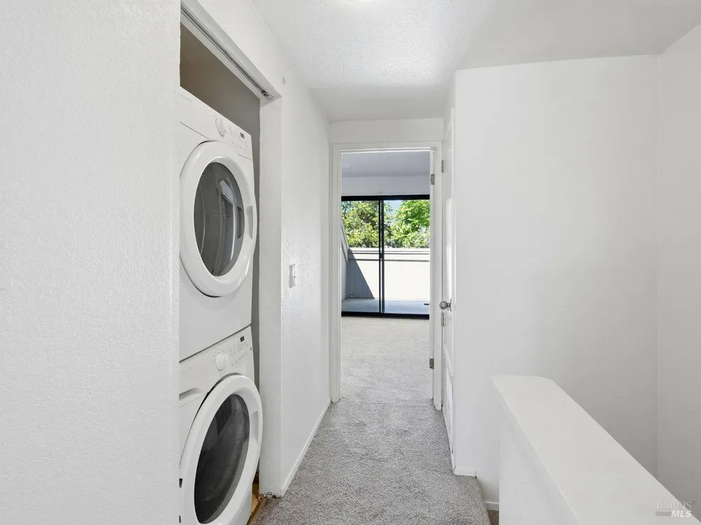 1512 Mission Boulevard Santa Rosa, CA 95409