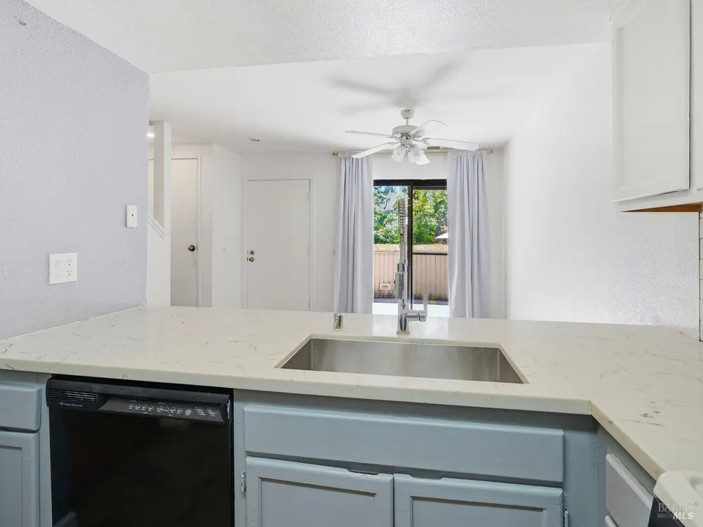 1512 Mission Boulevard Santa Rosa, CA 95409