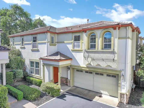118 Refosco Court