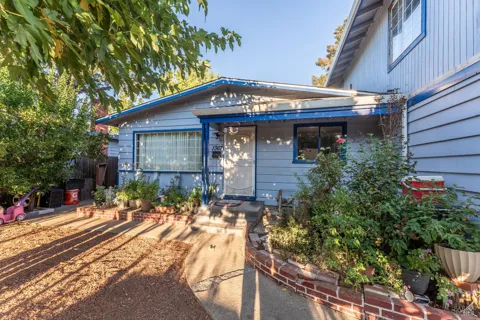 1367 Yokayo Drive