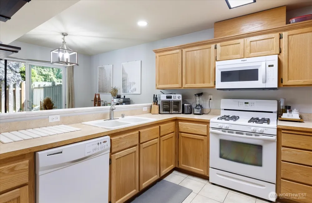 160 NE Melrose Drive Oak Harbor, WA 98277