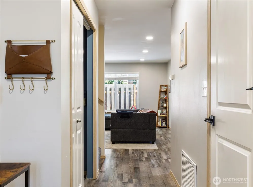 160 NE Melrose Drive Oak Harbor, WA 98277