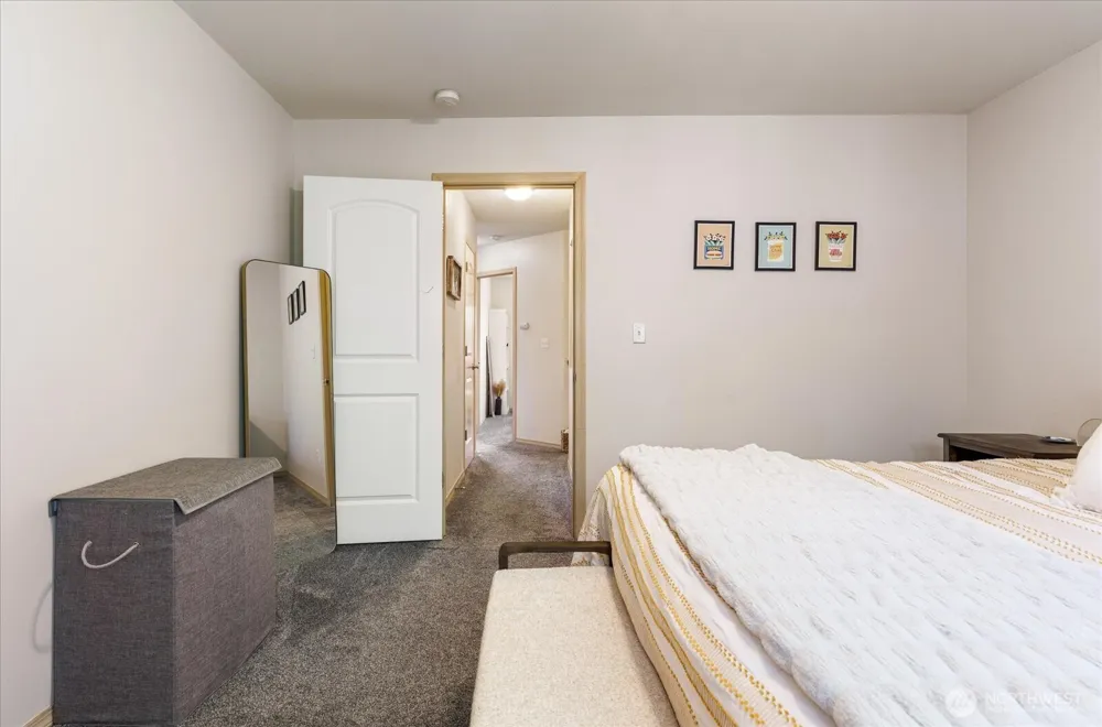 160 NE Melrose Drive Oak Harbor, WA 98277