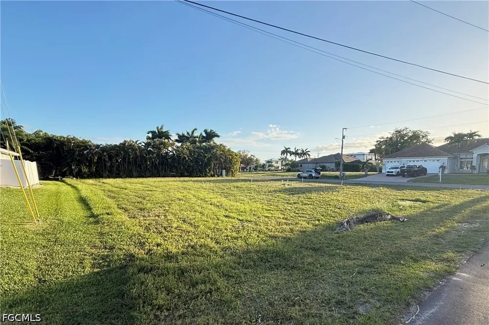 SW 54th Lane Cape Coral, FL 33914