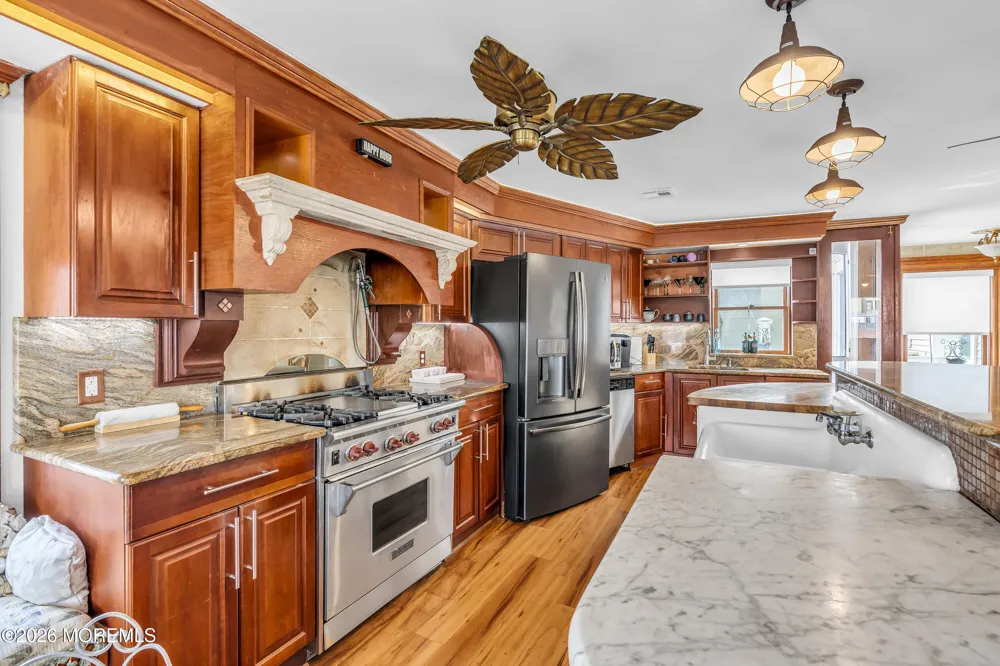 100 Lake Avenue Ocean Grove, NJ 07756