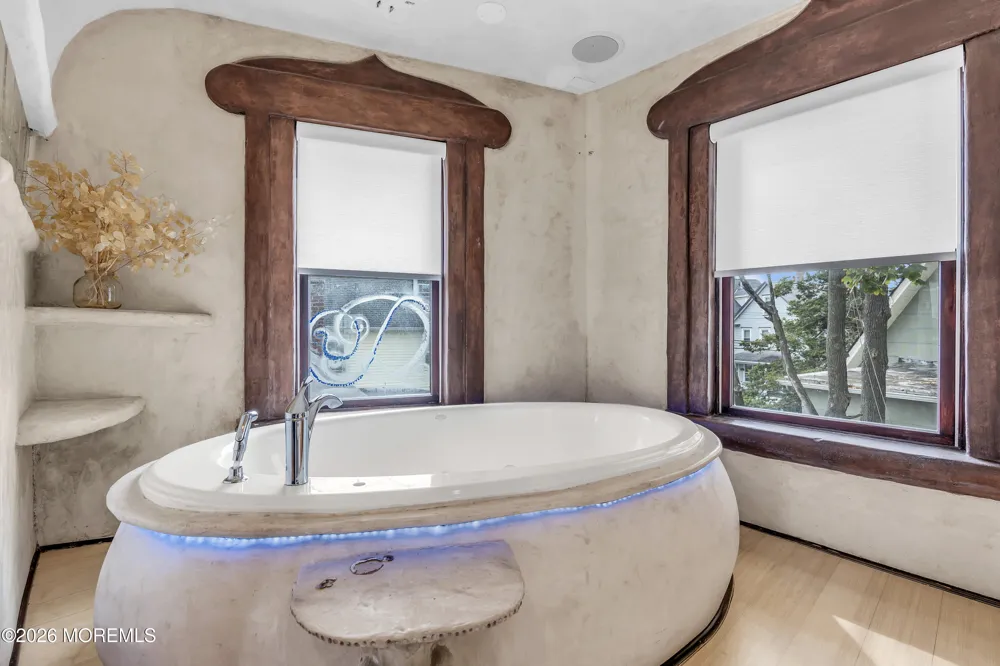 100 Lake Avenue Ocean Grove, NJ 07756