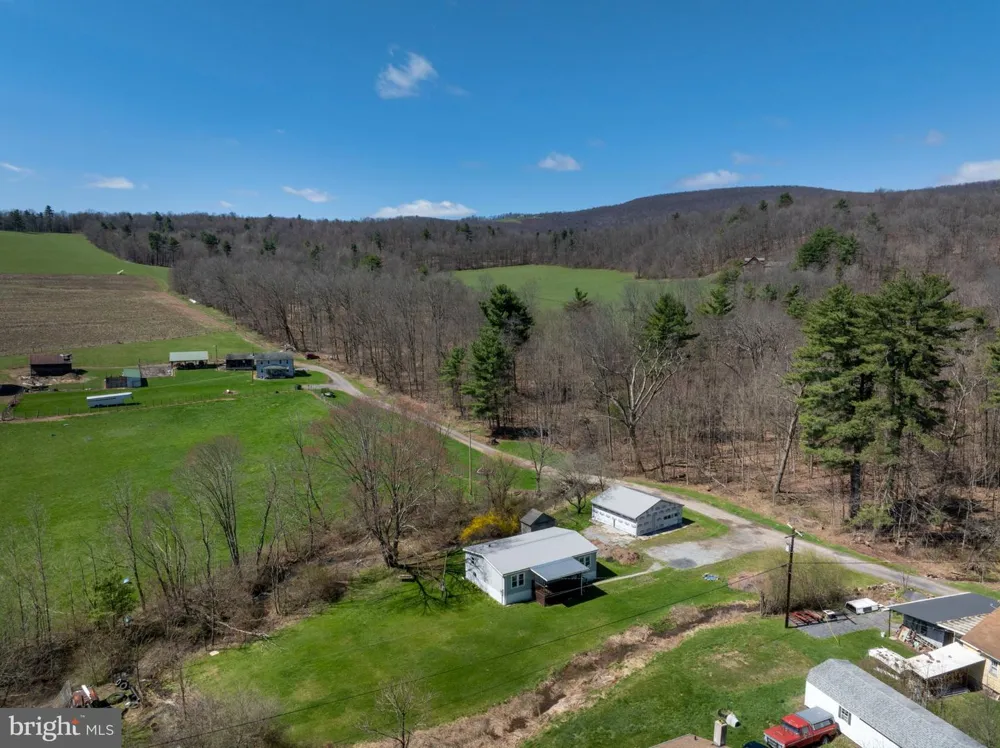 282 CIRCLE ROAD Bellefonte, PA 16823