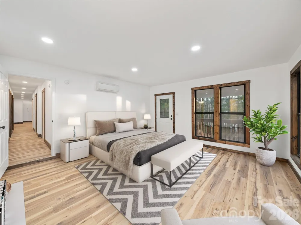 139 Church Street Burnsville, NC 28714