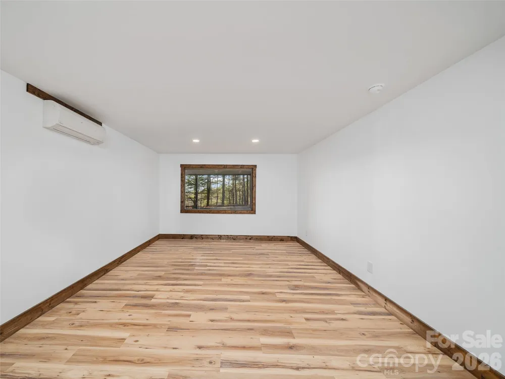 139 Church Street Burnsville, NC 28714