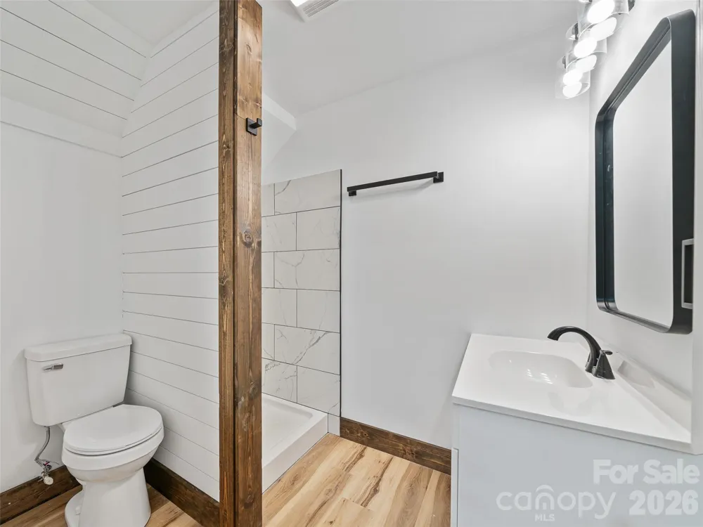 139 Church Street Burnsville, NC 28714