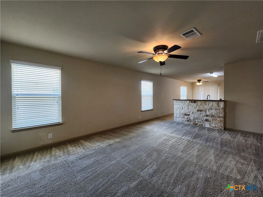 789 Great Oaks Drive New Braunfels, TX 78130
