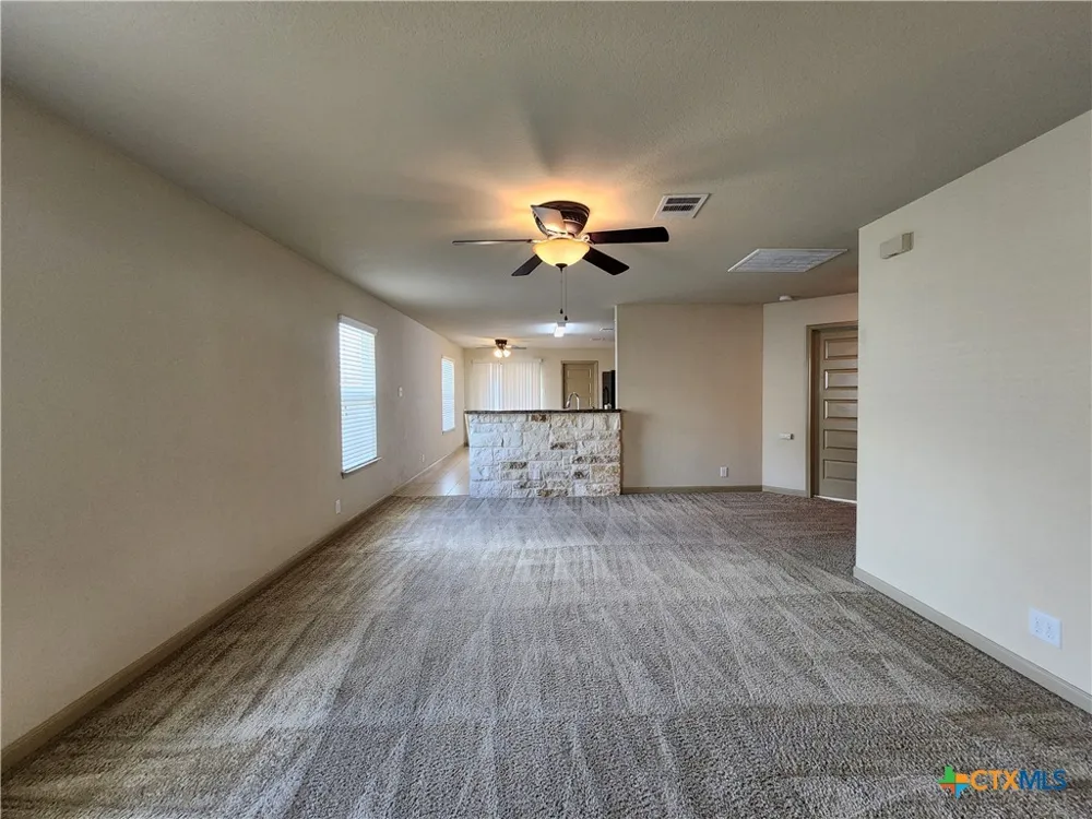 789 Great Oaks Drive New Braunfels, TX 78130