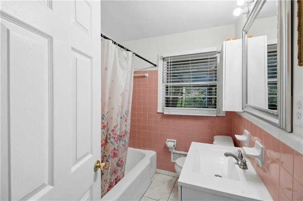 1101 Lloyd Drive Forest Park, GA 30297
