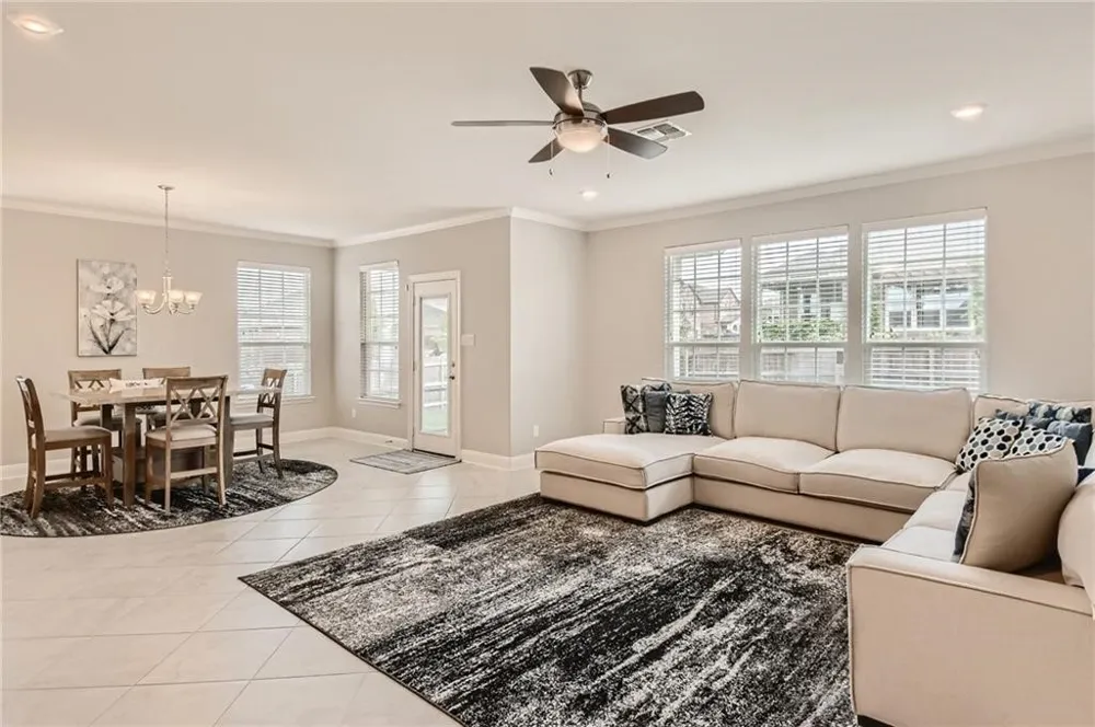 303 White River Drive Georgetown, TX 78626
