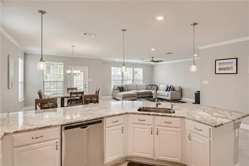 303 White River Drive Georgetown, TX 78626